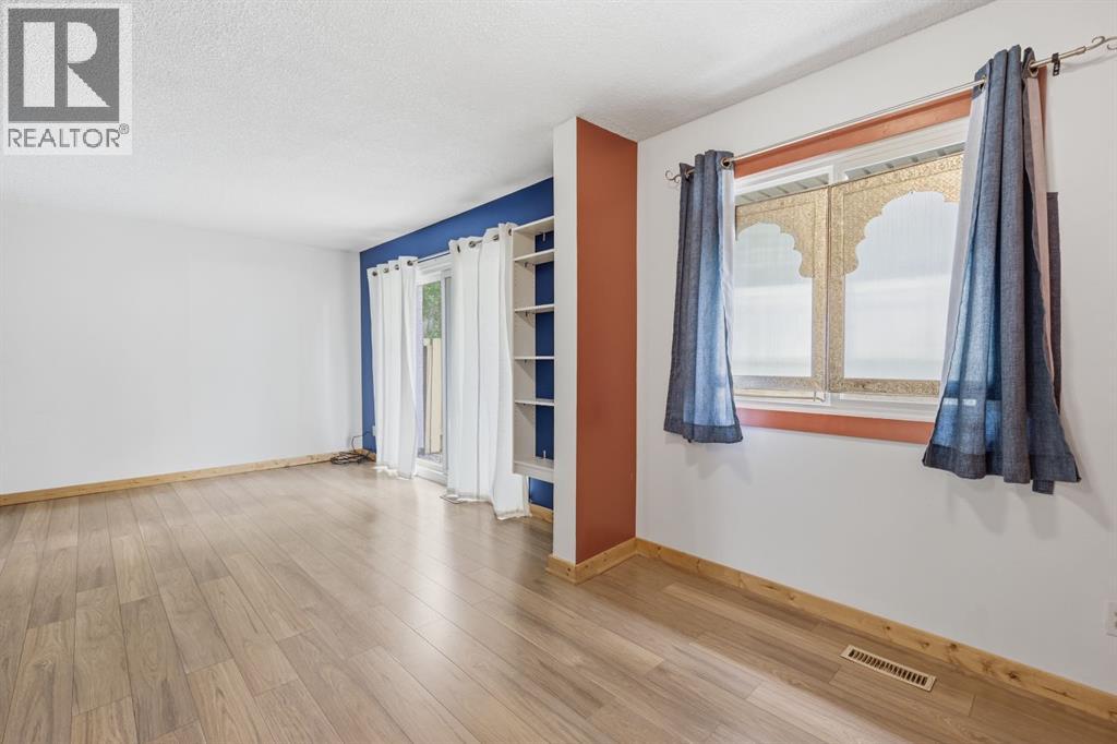 316 84 Avenue SE — photo 12