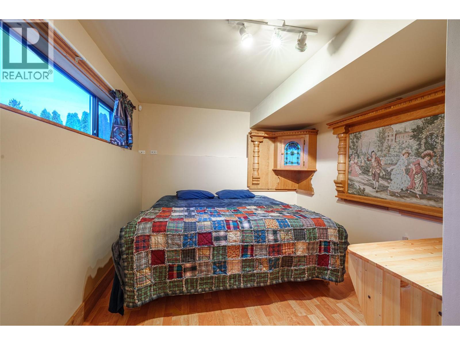9109 Mackie Drive - 40