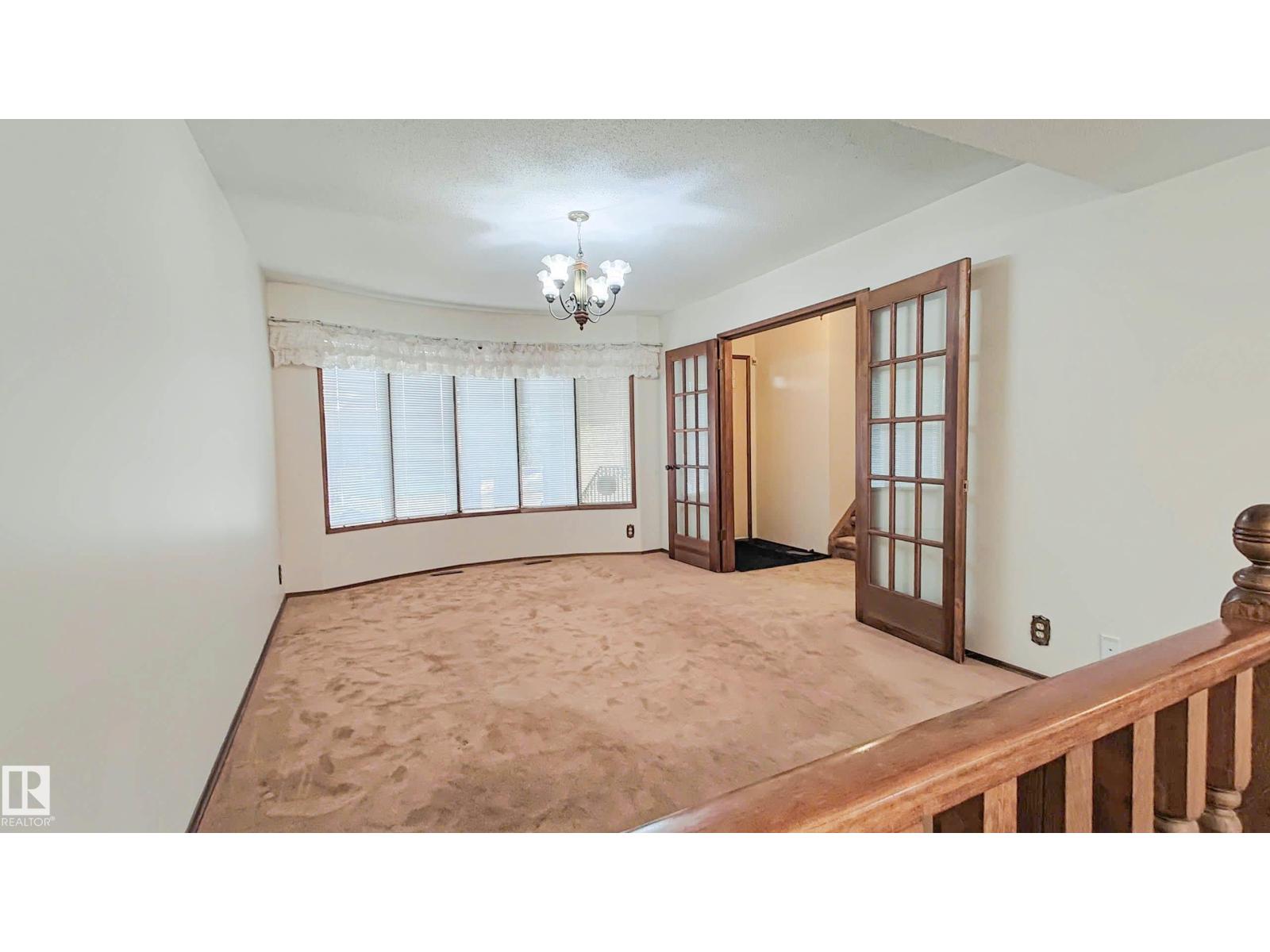 3031 79 ST NW NW - 16