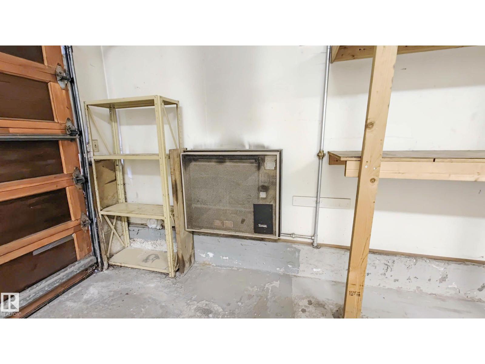3031 79 ST NW NW - 20