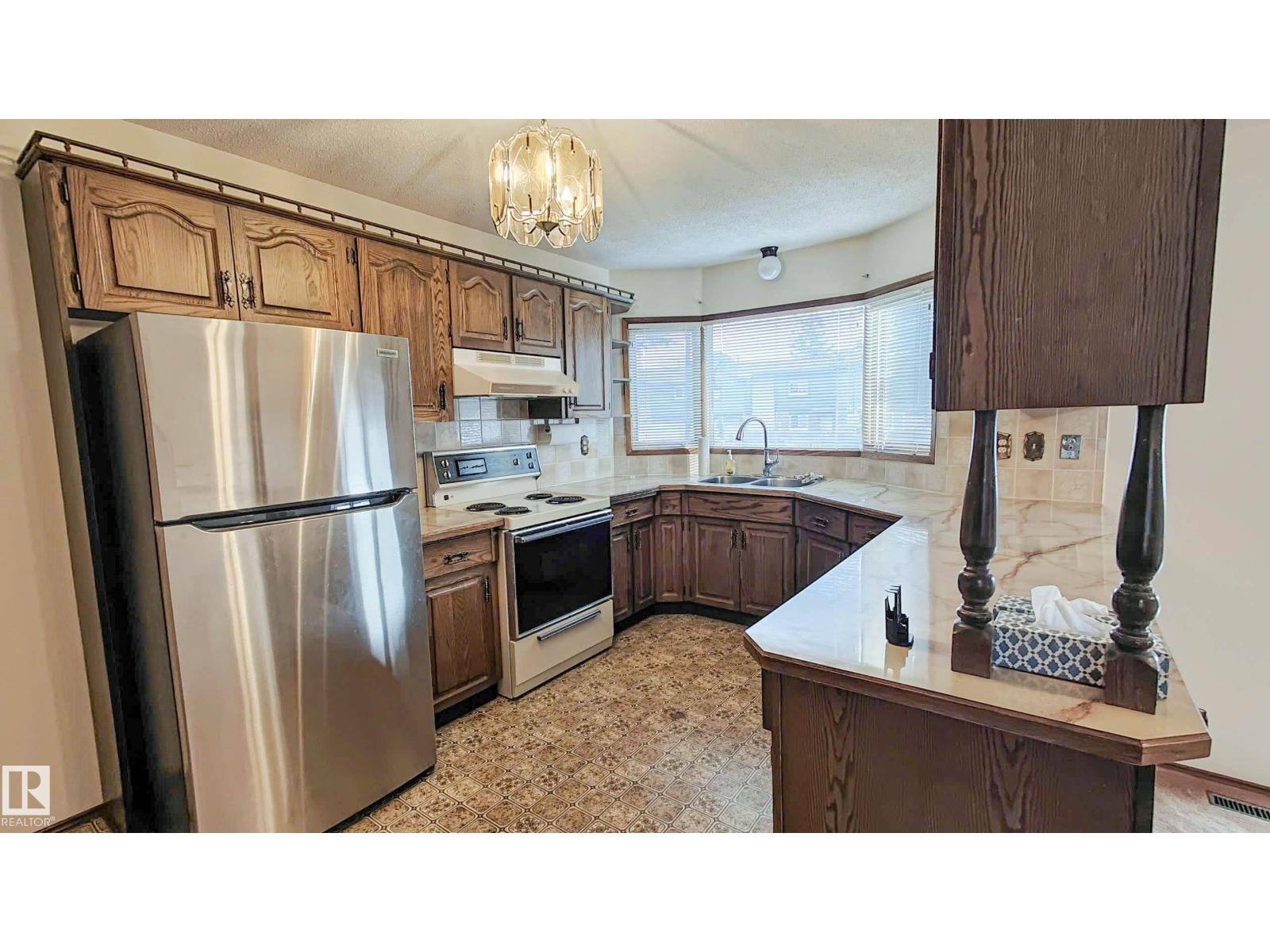 3031 79 ST NW NW - 23