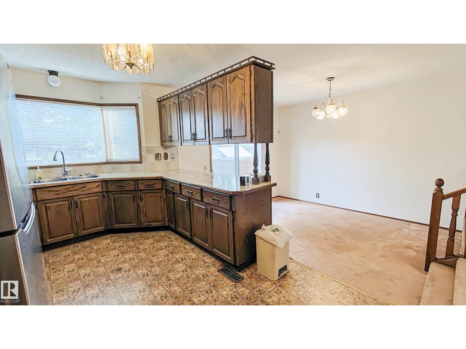 3031 79 ST NW NW - 25