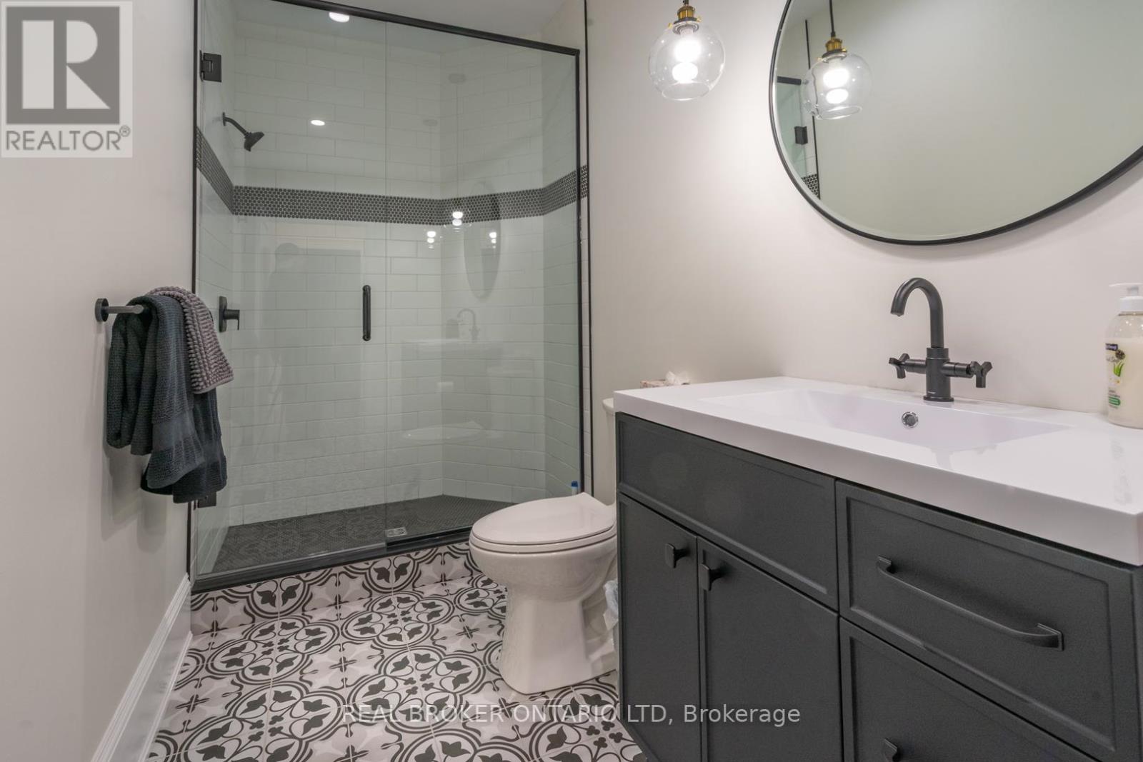463 KING STREET - 15