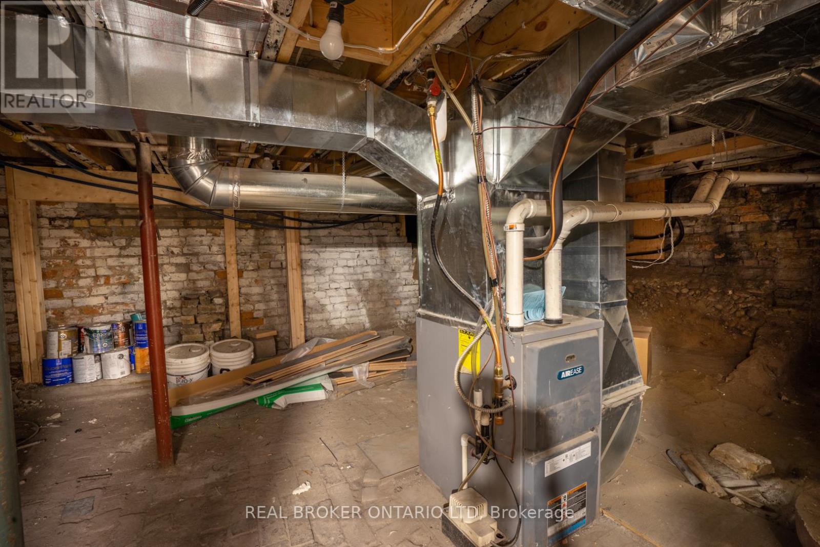 463 KING STREET - 31