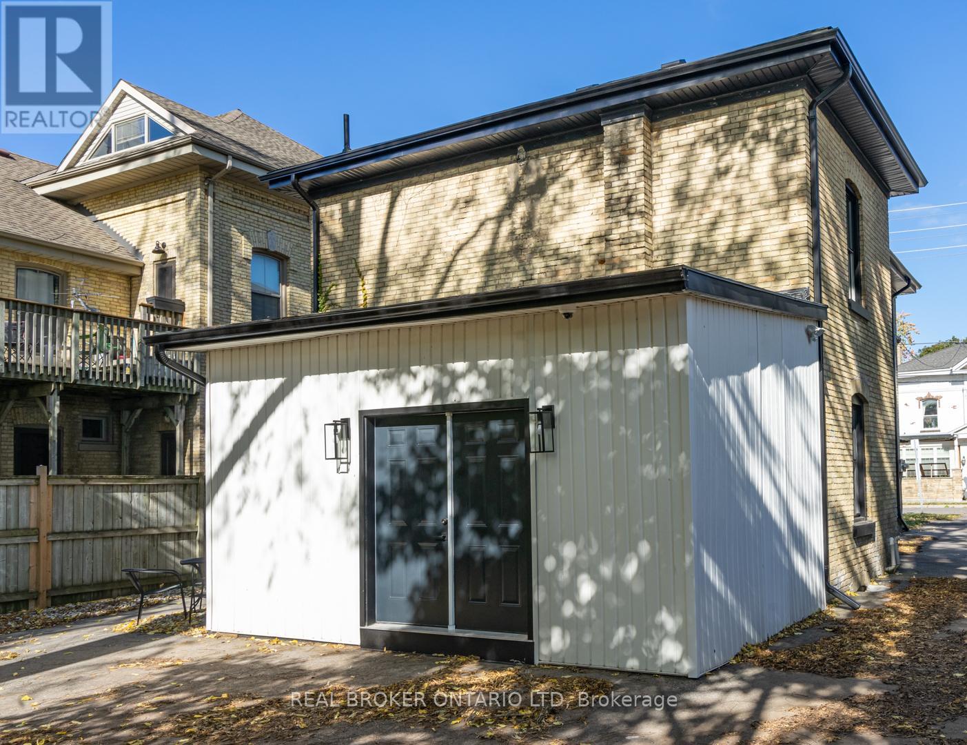 463 KING STREET - 32