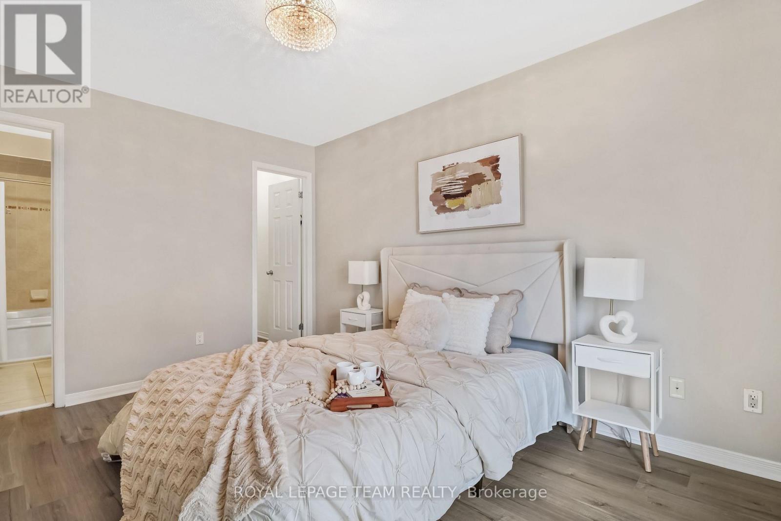 2 Bed, 2 Bath House for Sale in Ottawa – 280 KELTIE PRIVATE, Ottawa – MLS# X13453614 - Image 20