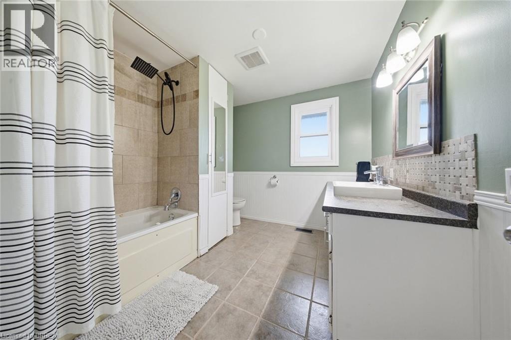 4-bedroom home for sale at 1840 THOMPSON Road E, Waterford ON · photo 21 of 51