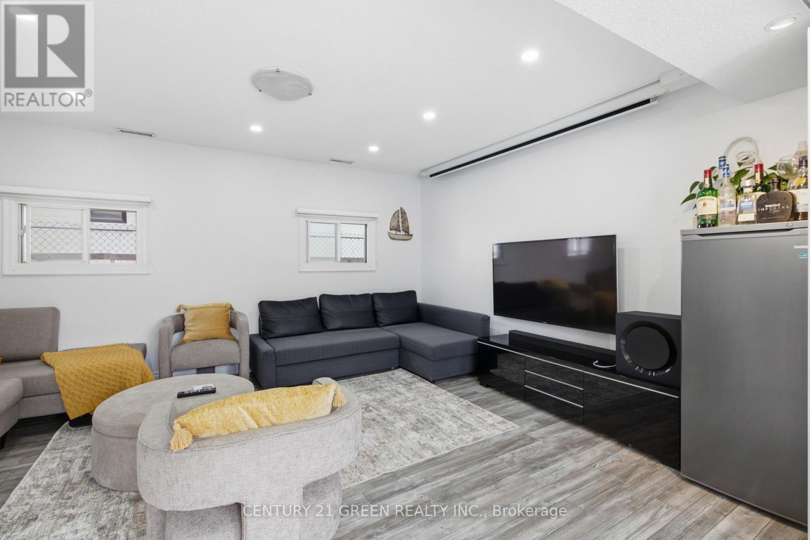 7649 REDSTONE ROAD - 10