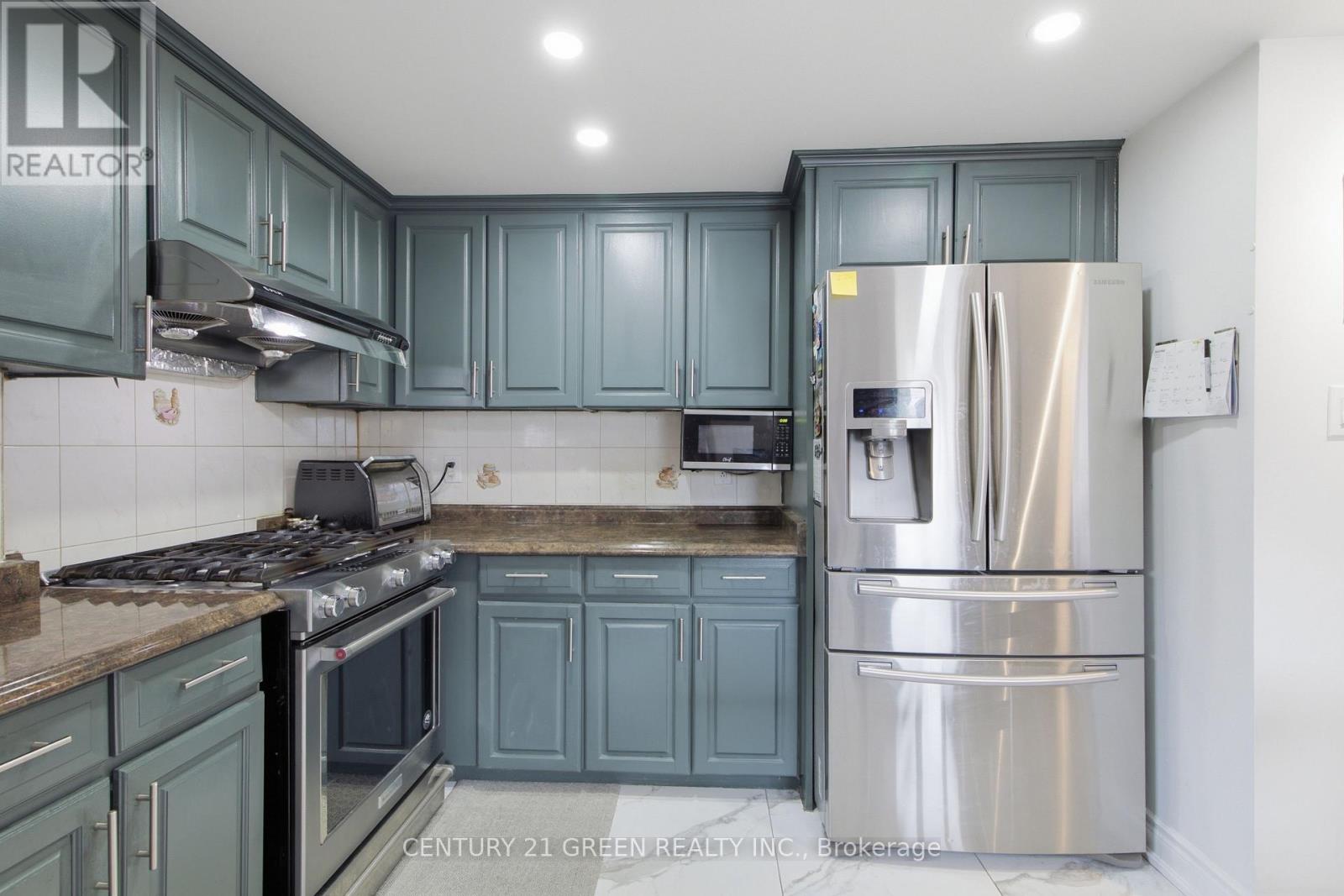 7649 REDSTONE ROAD - 8