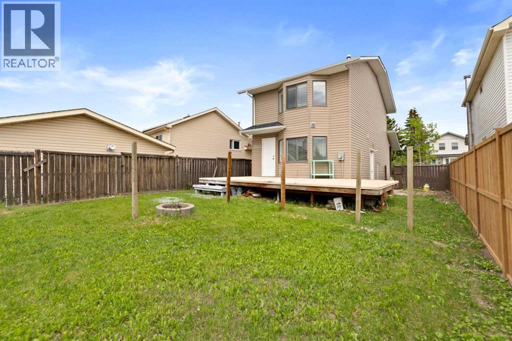 84 Martindale Close NE - photo 5