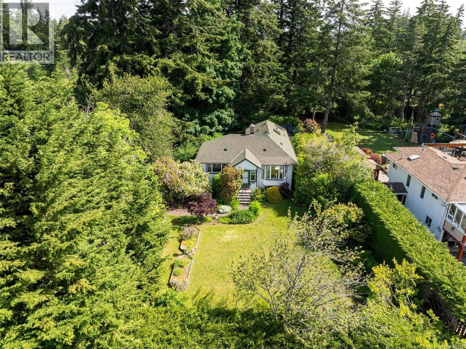  713 Kangaroo Road, Metchosin