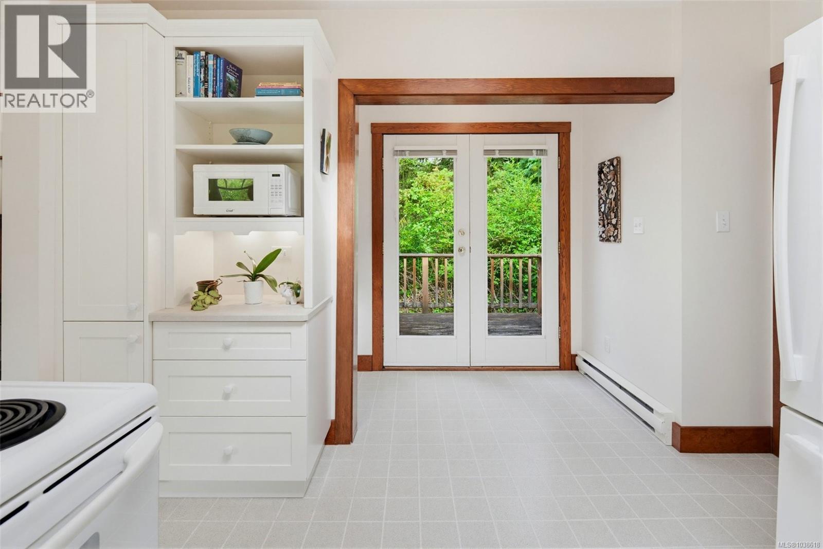  713 Kangaroo Road, Metchosin