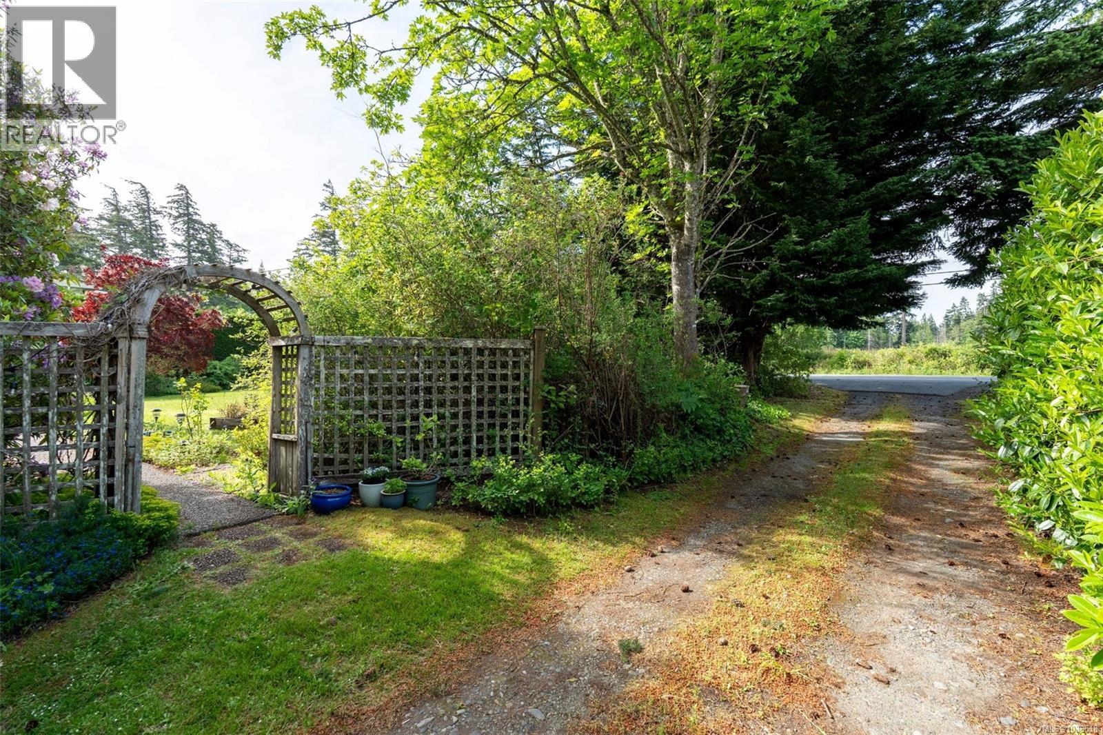  713 Kangaroo Road, Metchosin