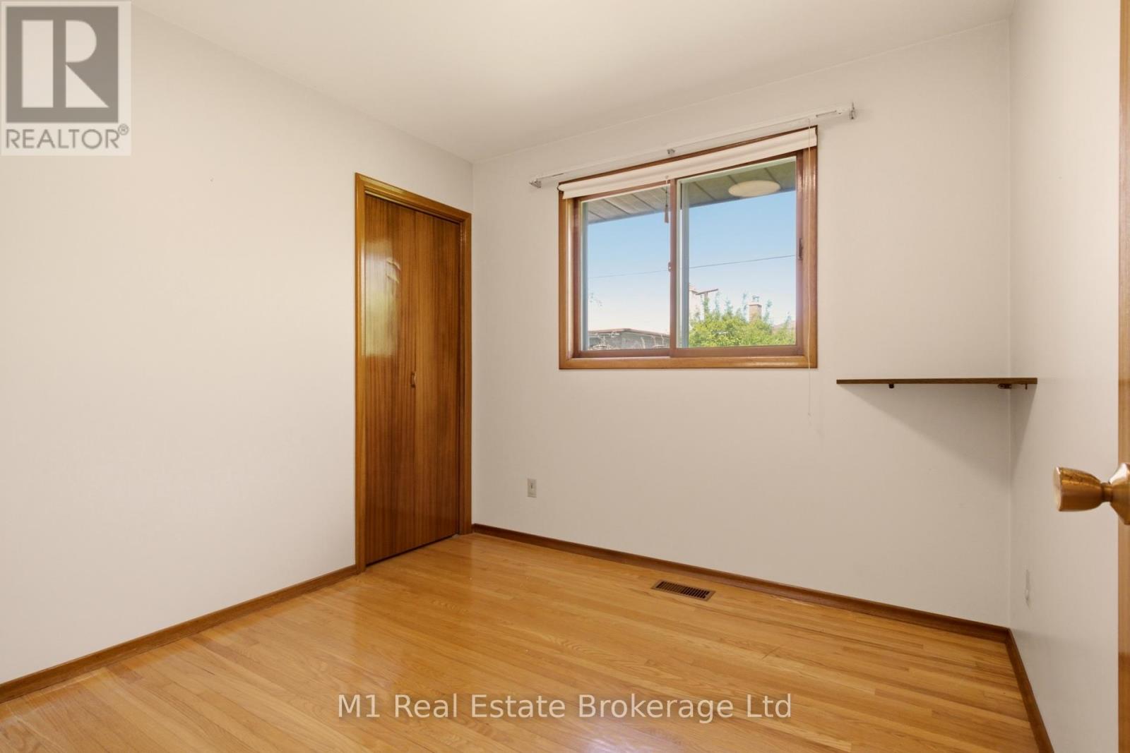 27 PALERMO CRESCENT - 20