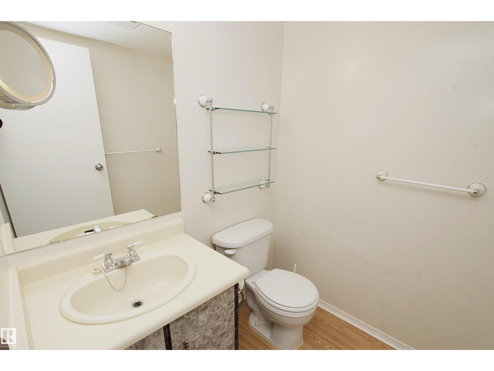#19 15710 BEAUMARIS RD NW - 13
