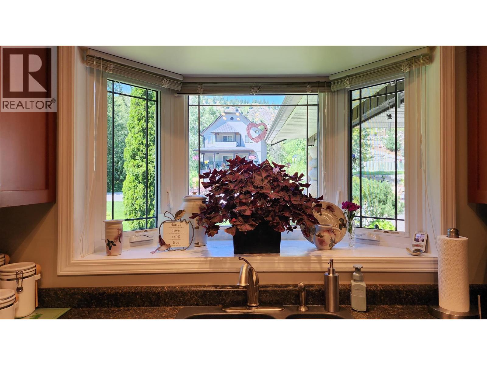 442 WHITMAN Way - 11