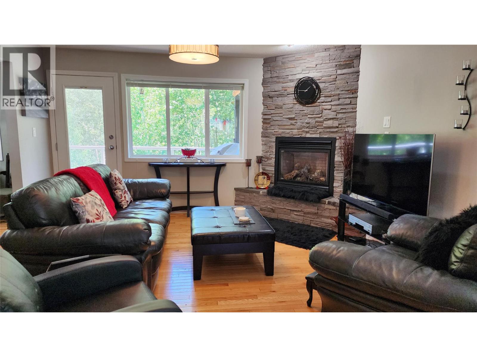 442 WHITMAN Way - 6