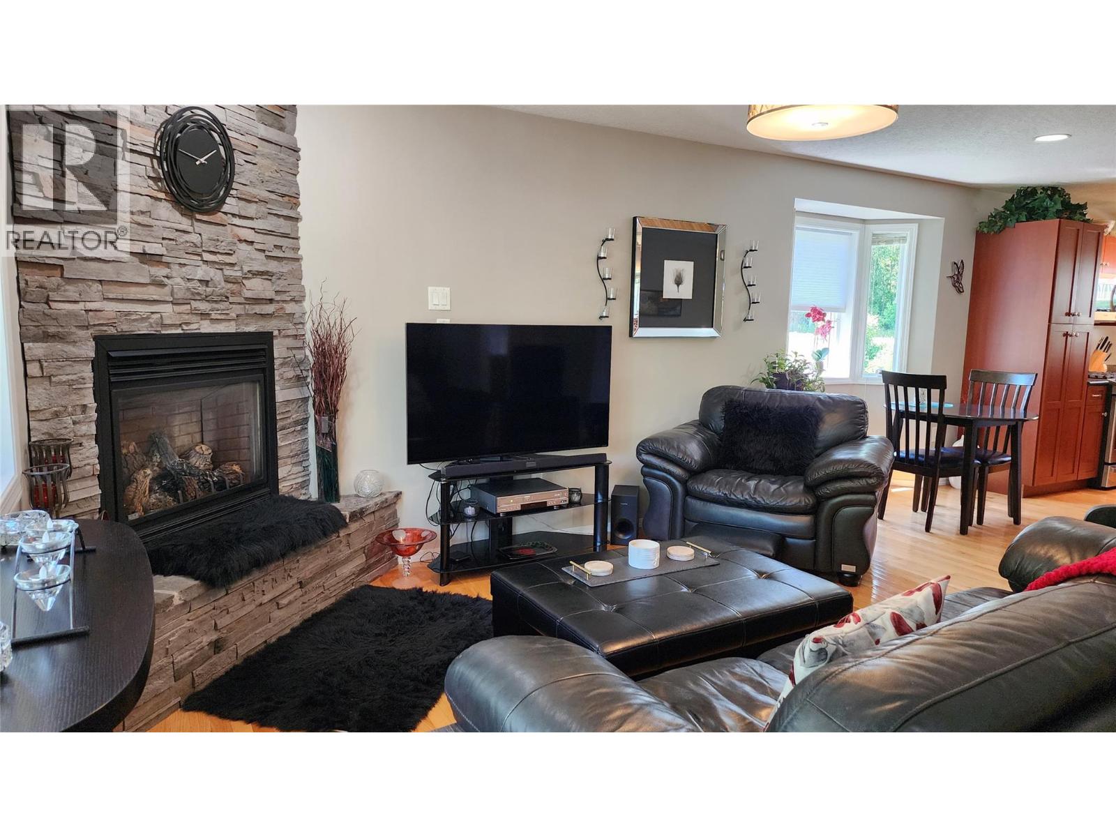 442 WHITMAN Way - 8