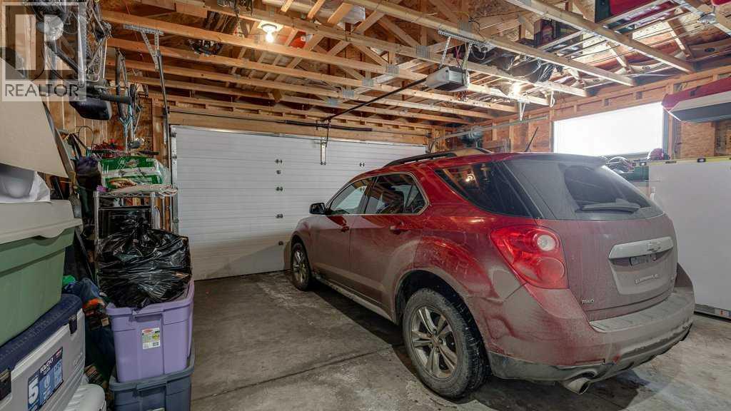 143 Ackerman Crescent — photo 34