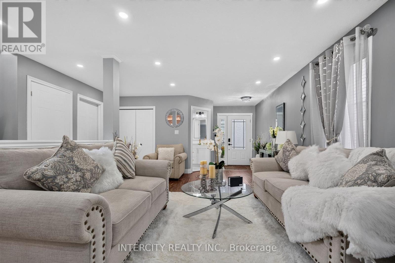 2560 MEADOWGATE BOULEVARD - 14