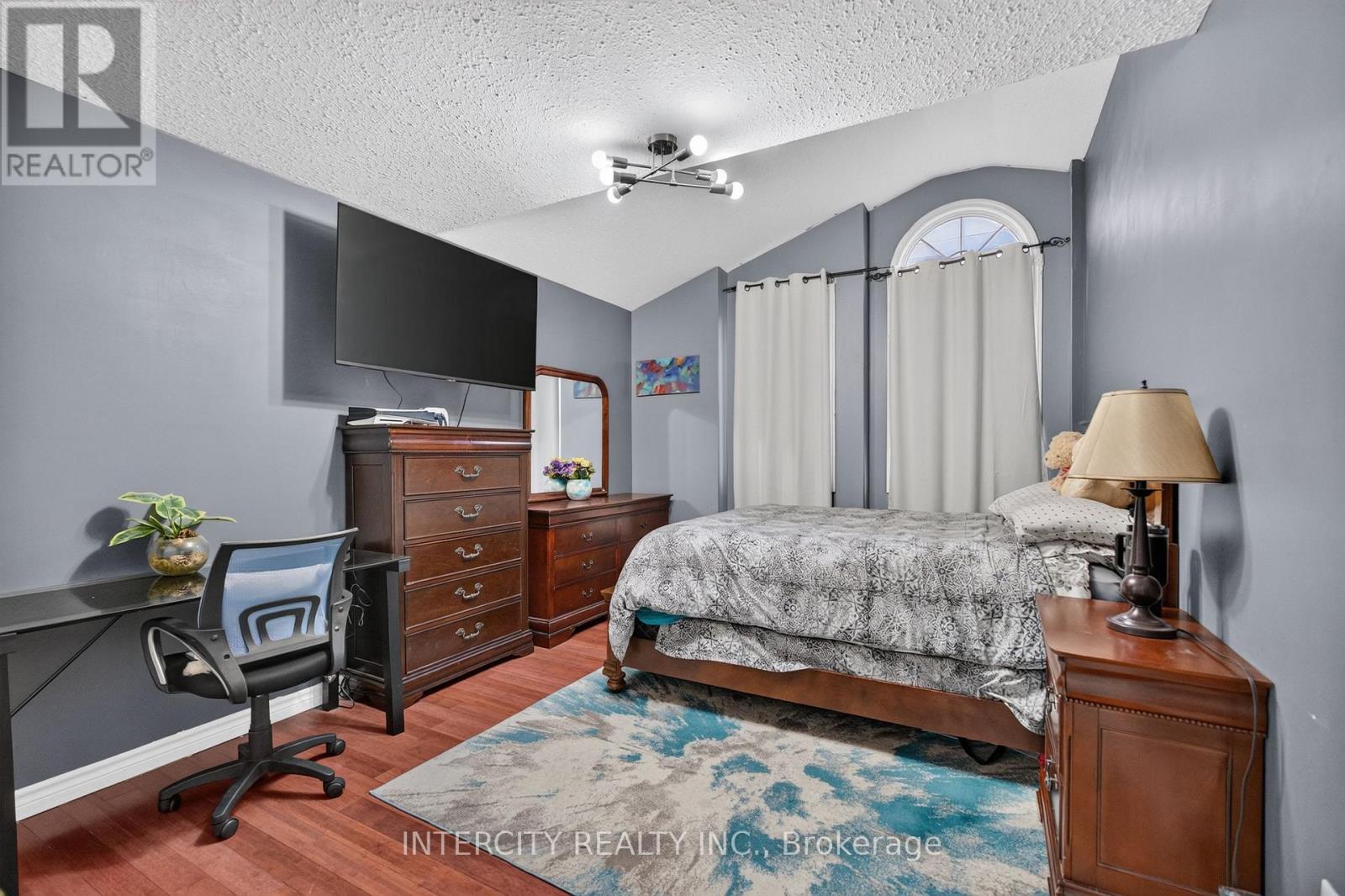 2560 MEADOWGATE BOULEVARD - 26