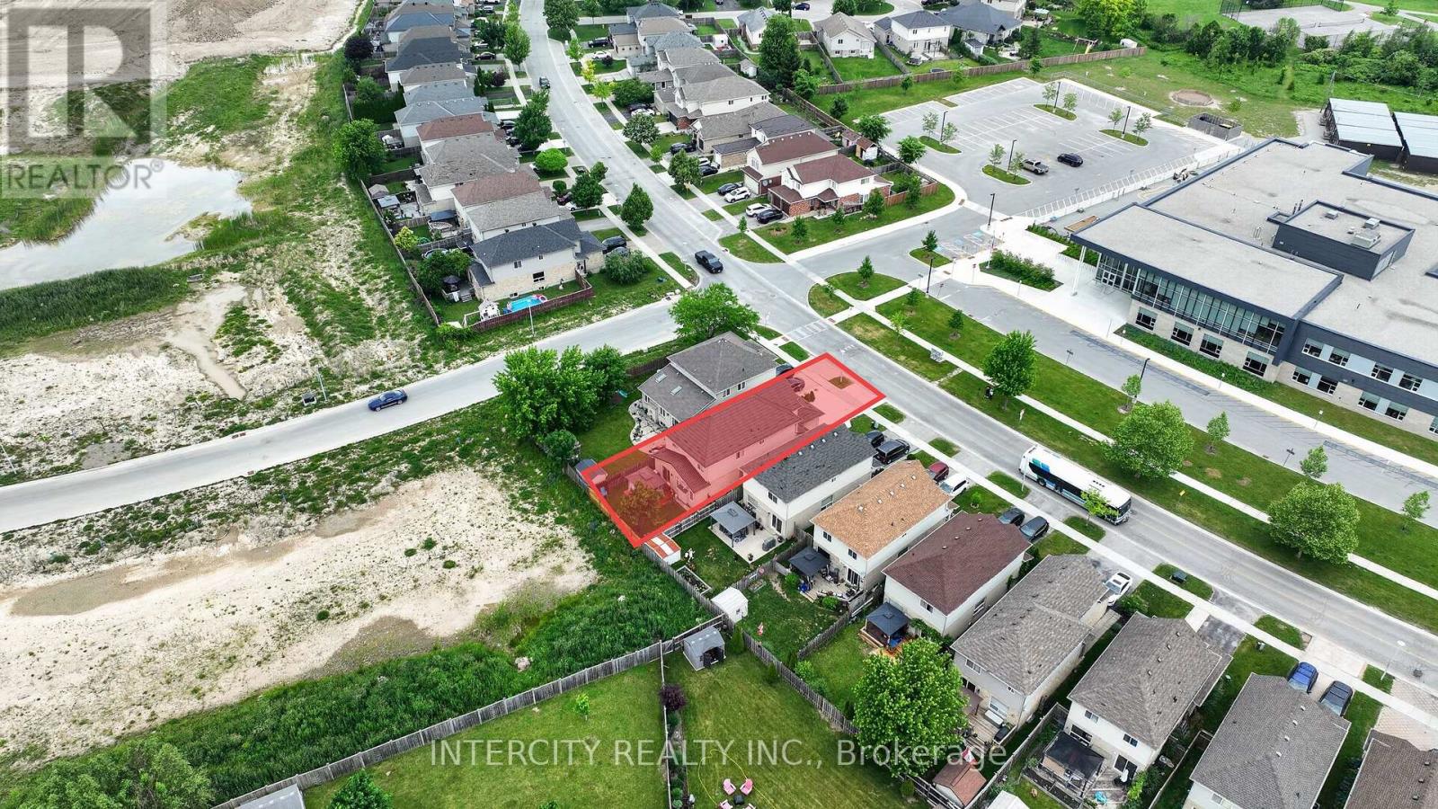 2560 MEADOWGATE BOULEVARD - 38