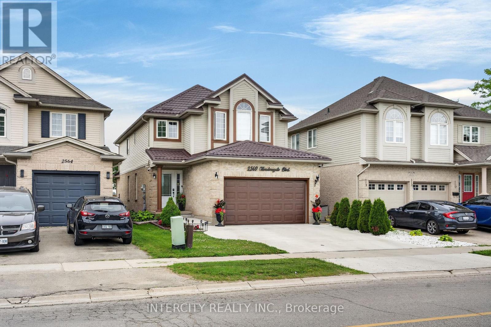 2560 MEADOWGATE BOULEVARD - 4