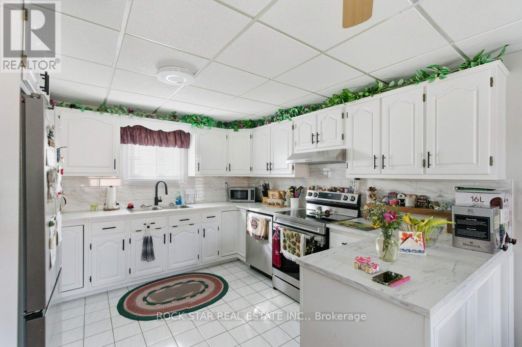 111 MCALPINE AVENUE S - 5