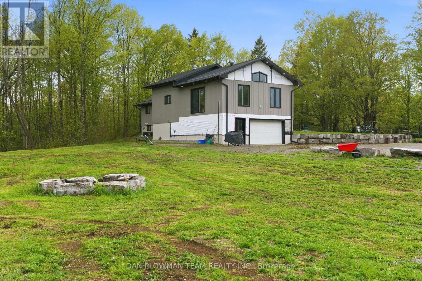 377 BALMER ROAD - 7