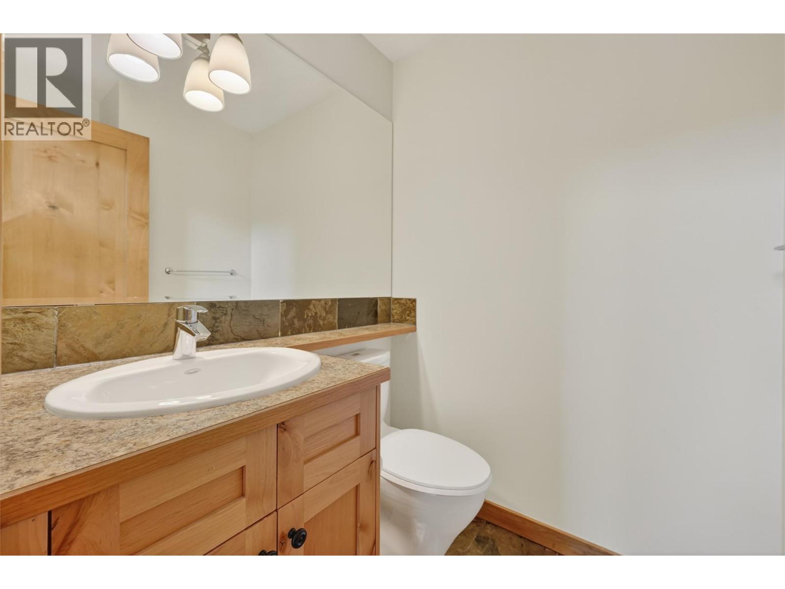 #21 6800 COLUMBIA LAKE Road - 32