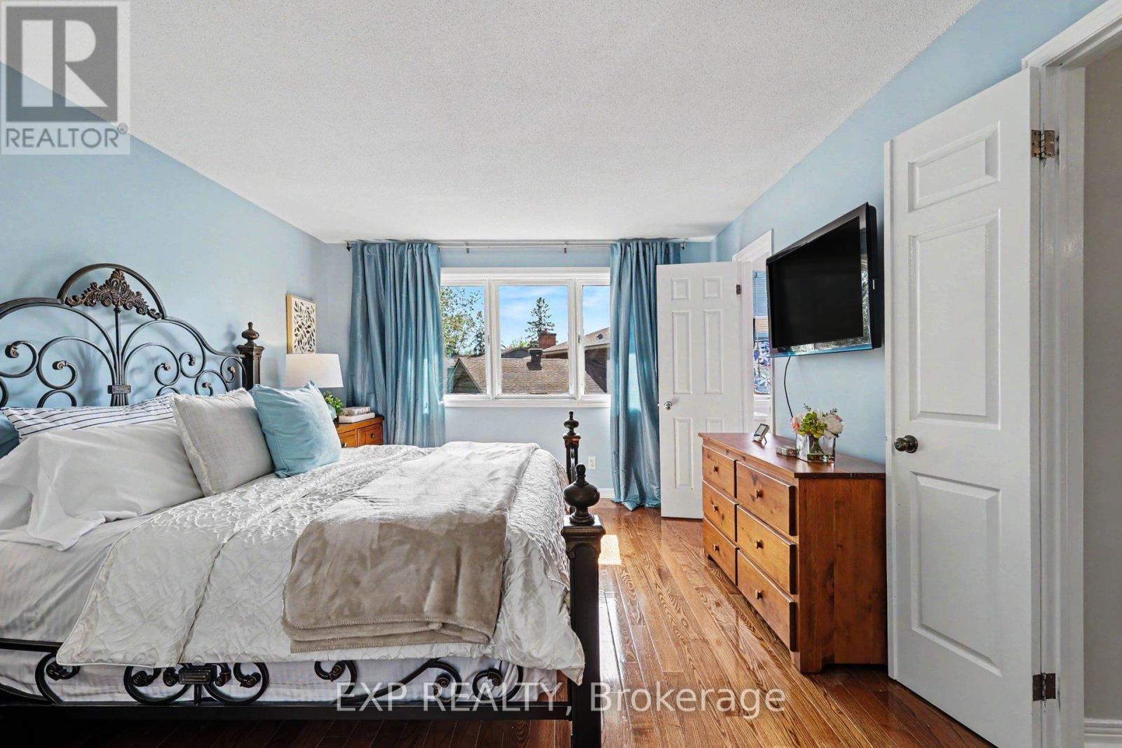 105 COUNTRY CLUB DRIVE - 21