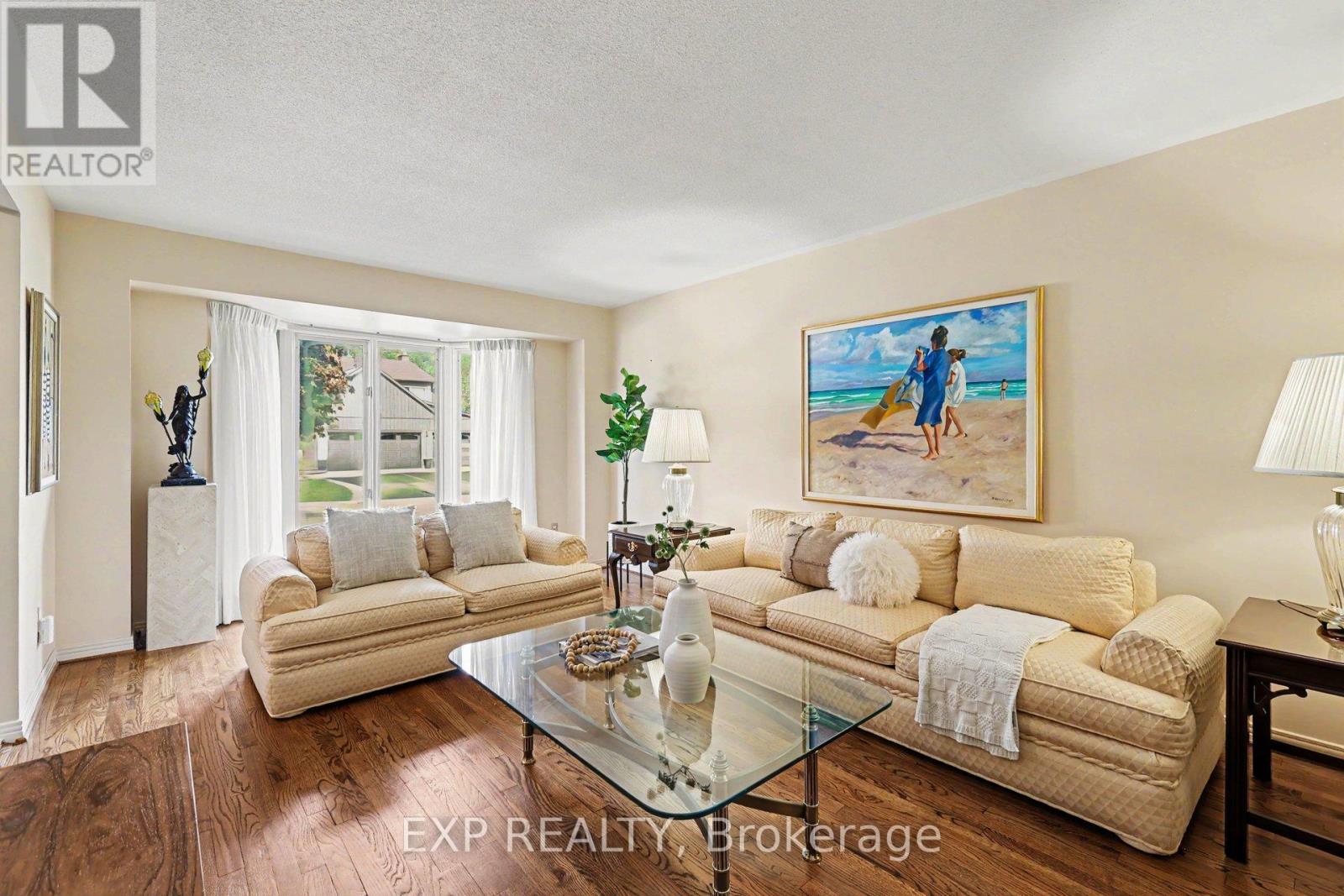 105 COUNTRY CLUB DRIVE - 7