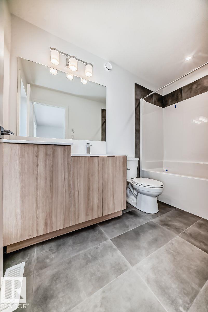 #66 5 Rondeau DR - 29