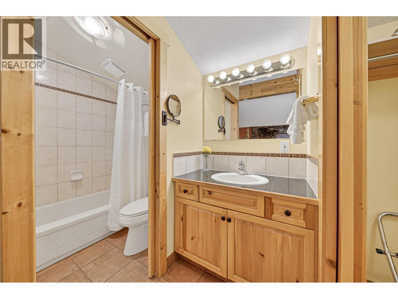 5267 Highline Drive - 32
