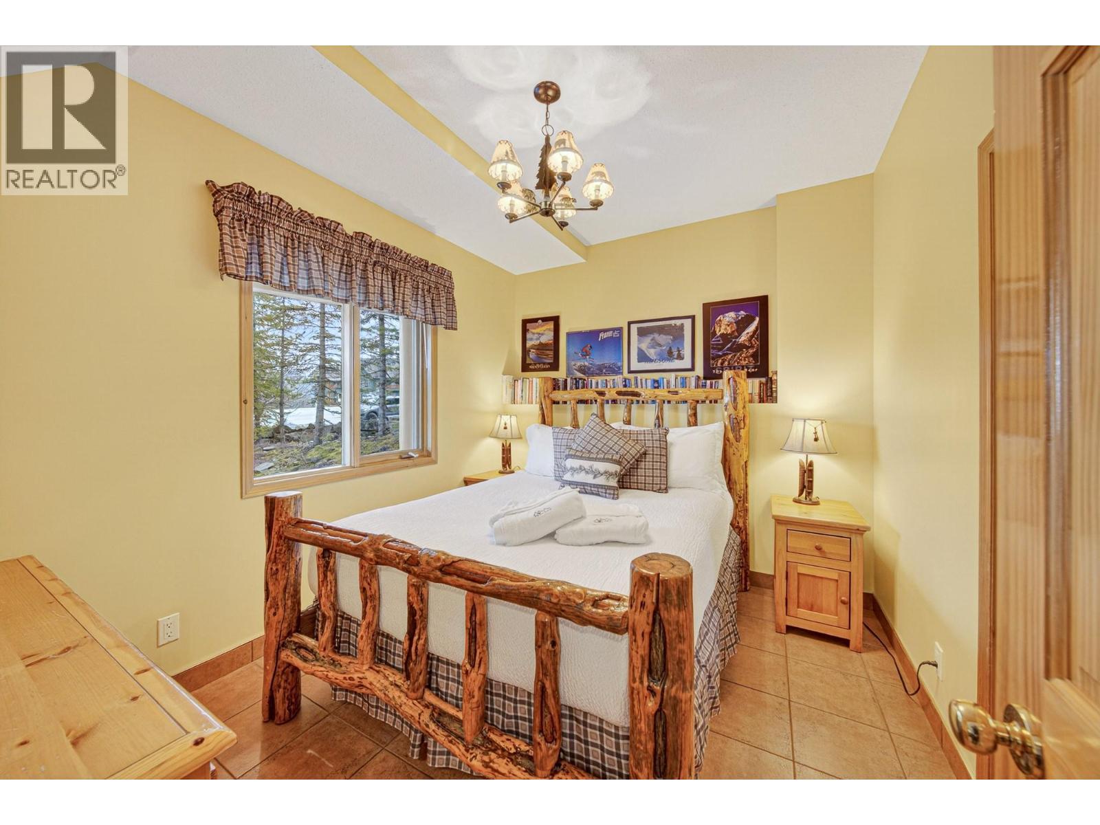 5267 Highline Drive - 52