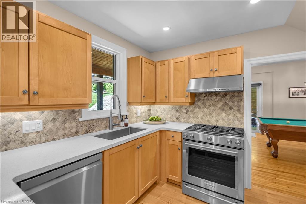 3-bedroom home for sale at 60A DUNDAS Street W, Paris ON · photo 14 of 51