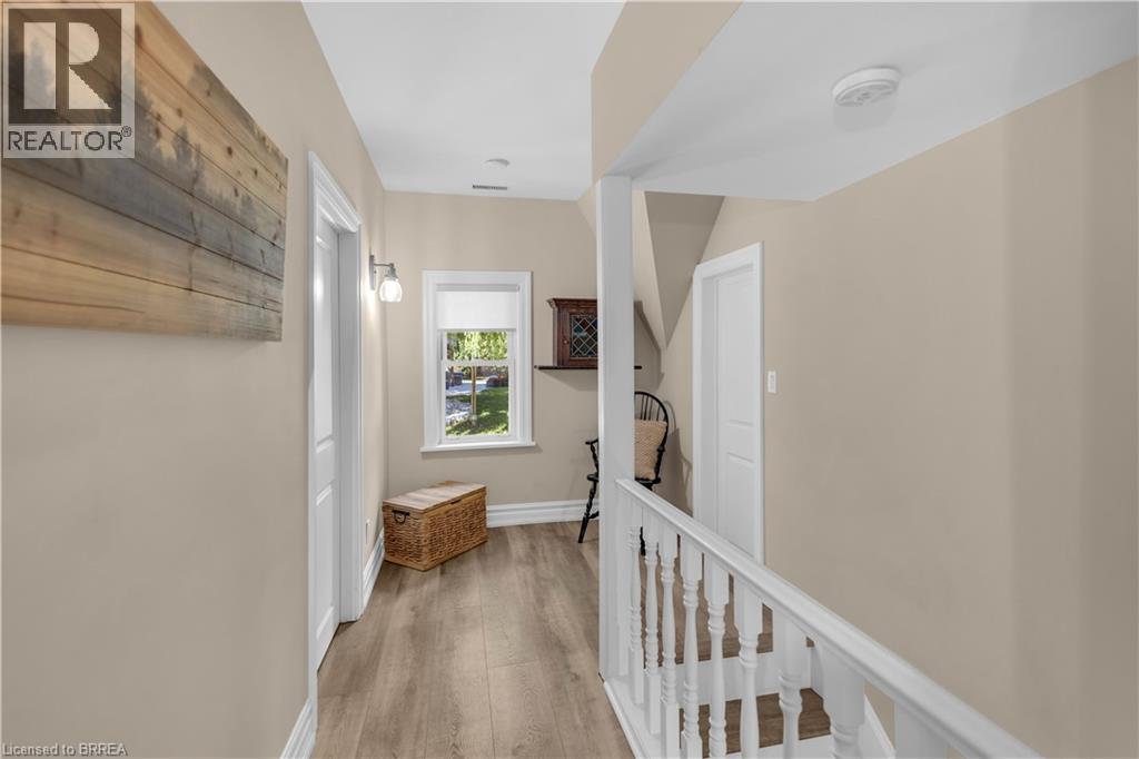3-bedroom home for sale at 60A DUNDAS Street W, Paris ON · photo 21 of 51