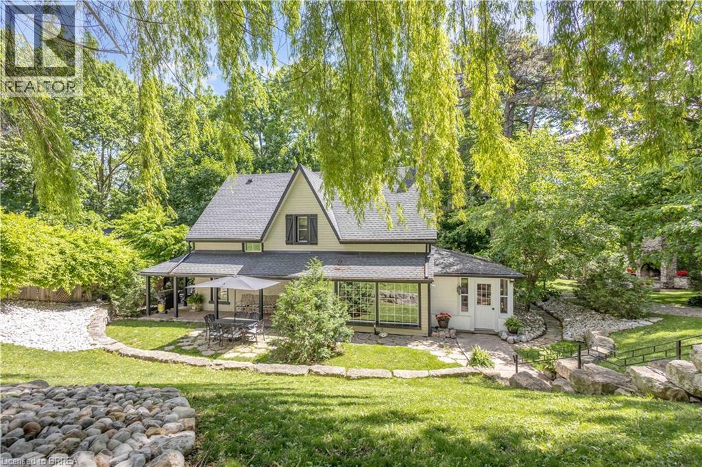 3-bedroom home for sale at 60A DUNDAS Street W, Paris ON · photo 3 of 51