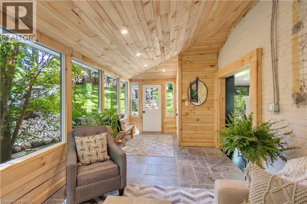 3-bedroom home for sale at 60A DUNDAS Street W, Paris ON · photo 5 of 51