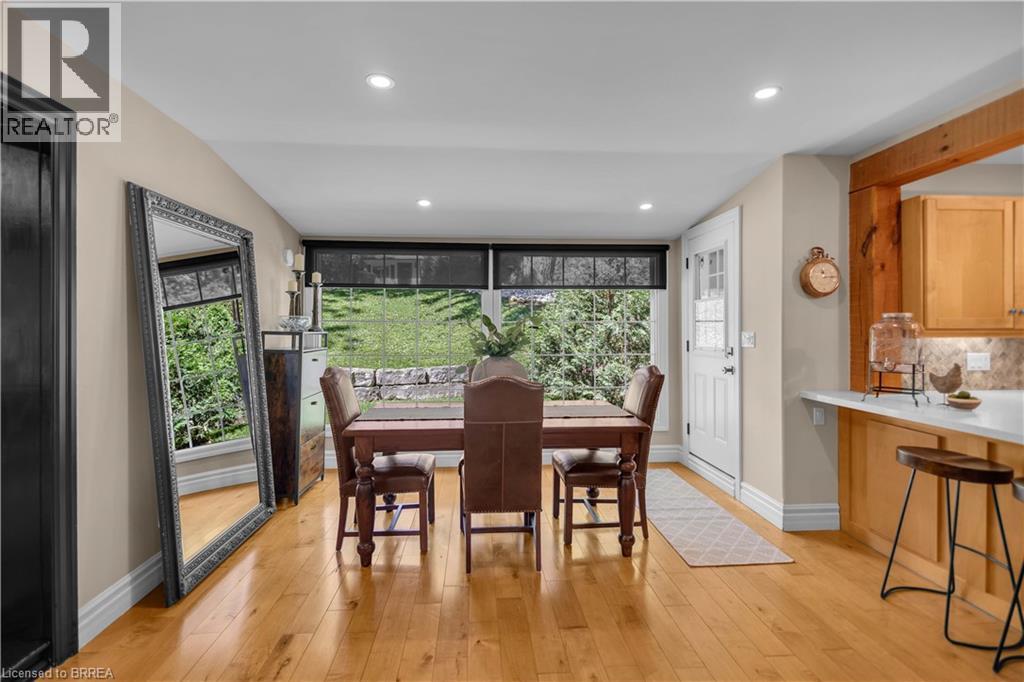 3-bedroom home for sale at 60A DUNDAS Street W, Paris ON · photo 9 of 51
