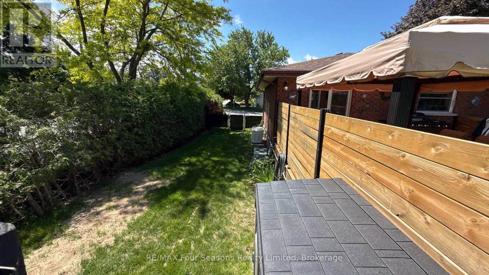 397 FALCONER STREET - 40
