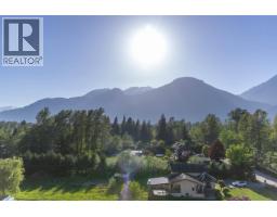 308 1055 Raven Drive, Squamish, BC V0V0V0 Photo 7