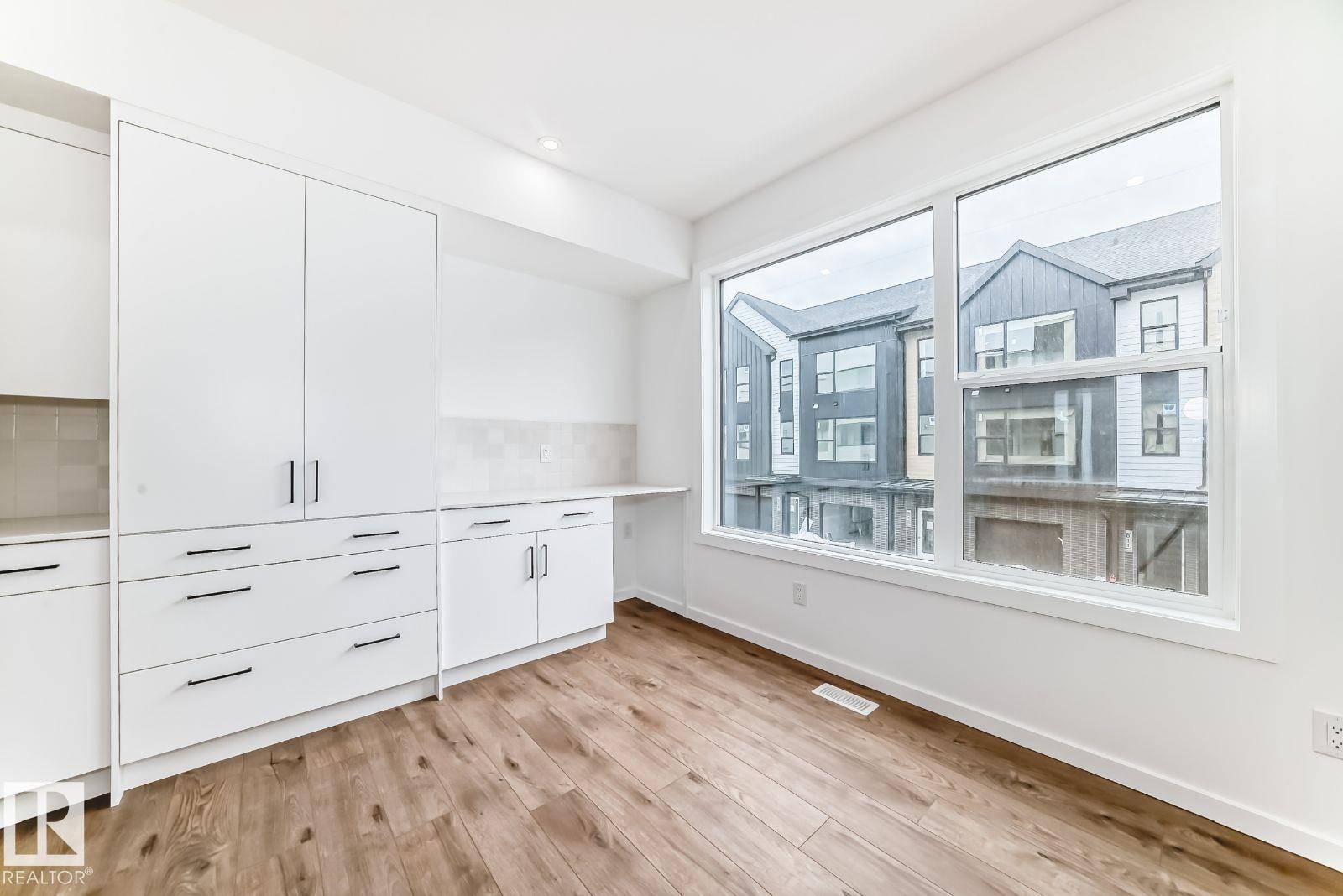 #67 5 Rondeau DR - 16