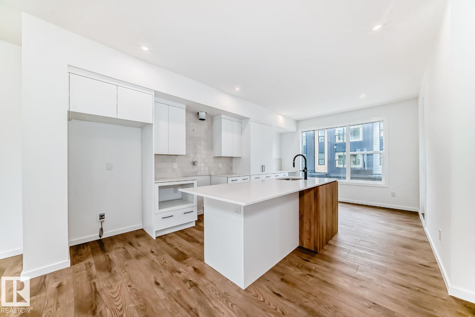 #67 5 Rondeau DR - 12