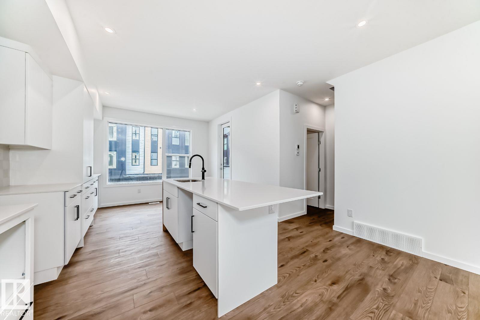 #67 5 Rondeau DR - 13