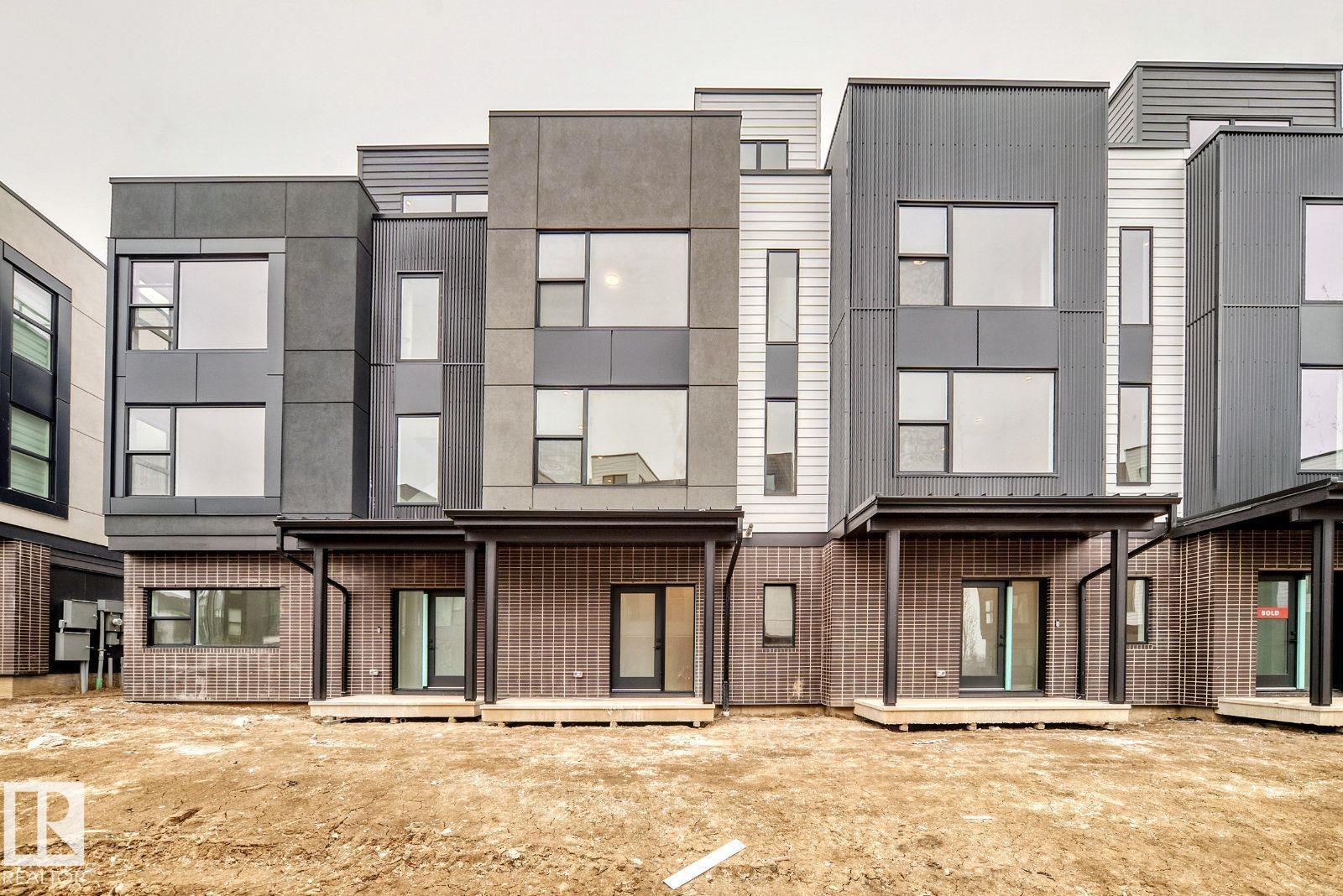 #67 5 Rondeau DR - 51