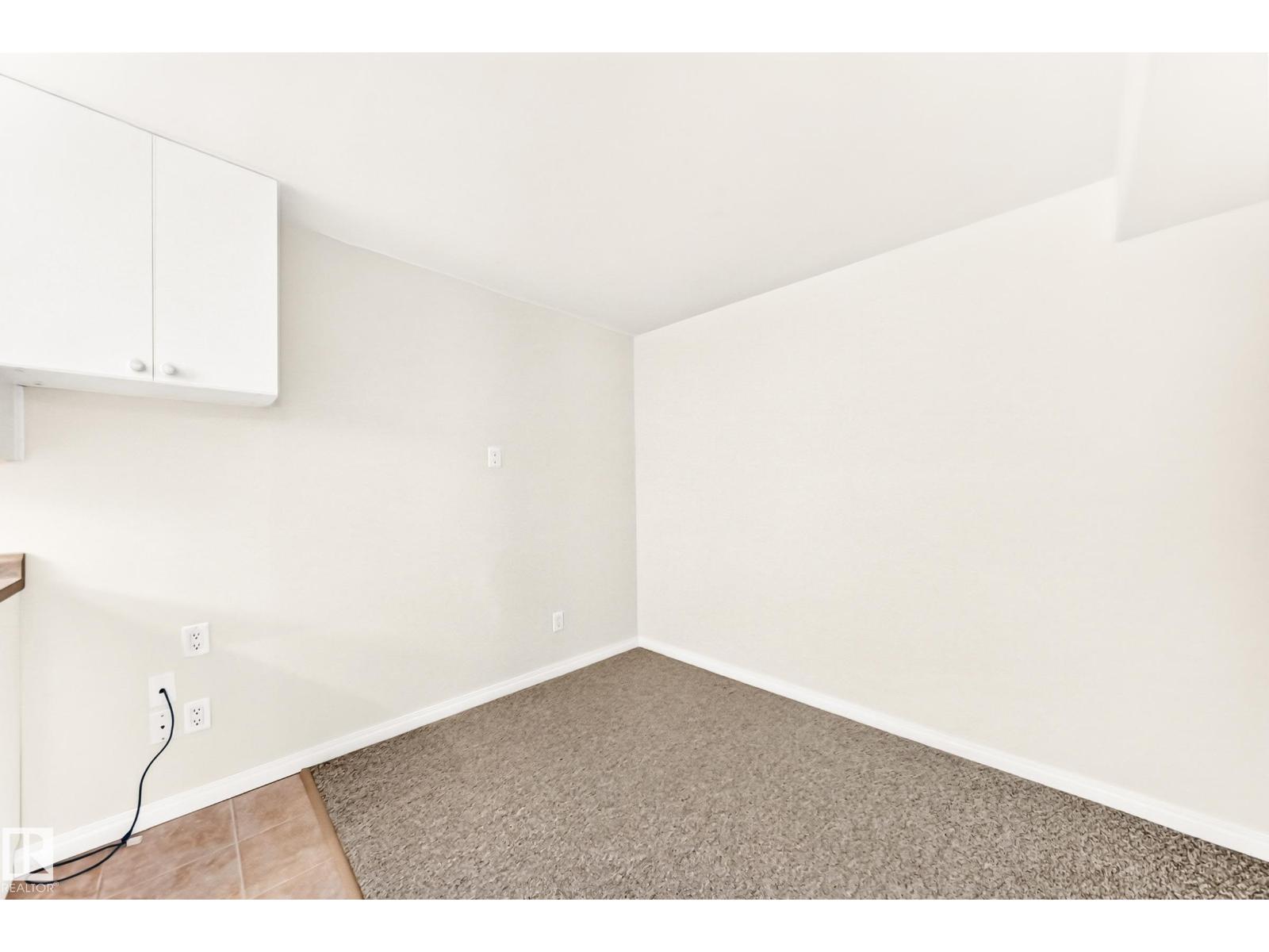 9130 77 AV NW - 48