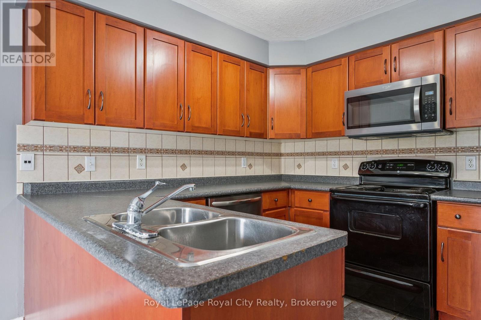 30 DARNELL ROAD - 13