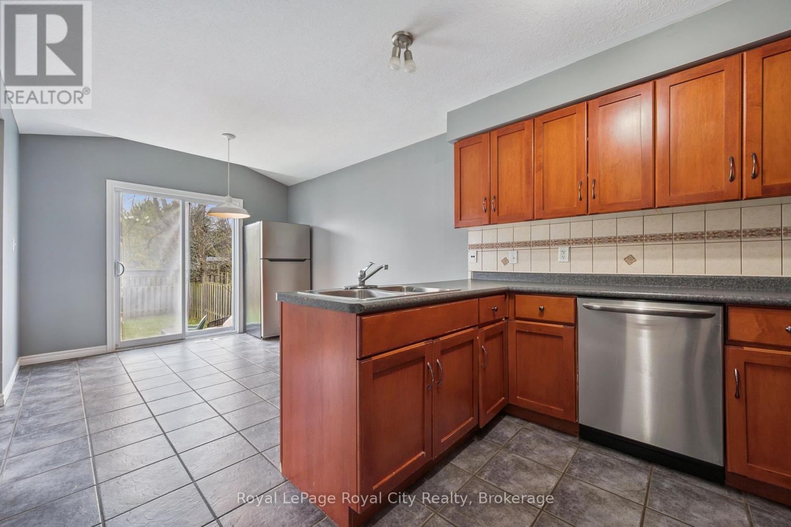 30 DARNELL ROAD - 15
