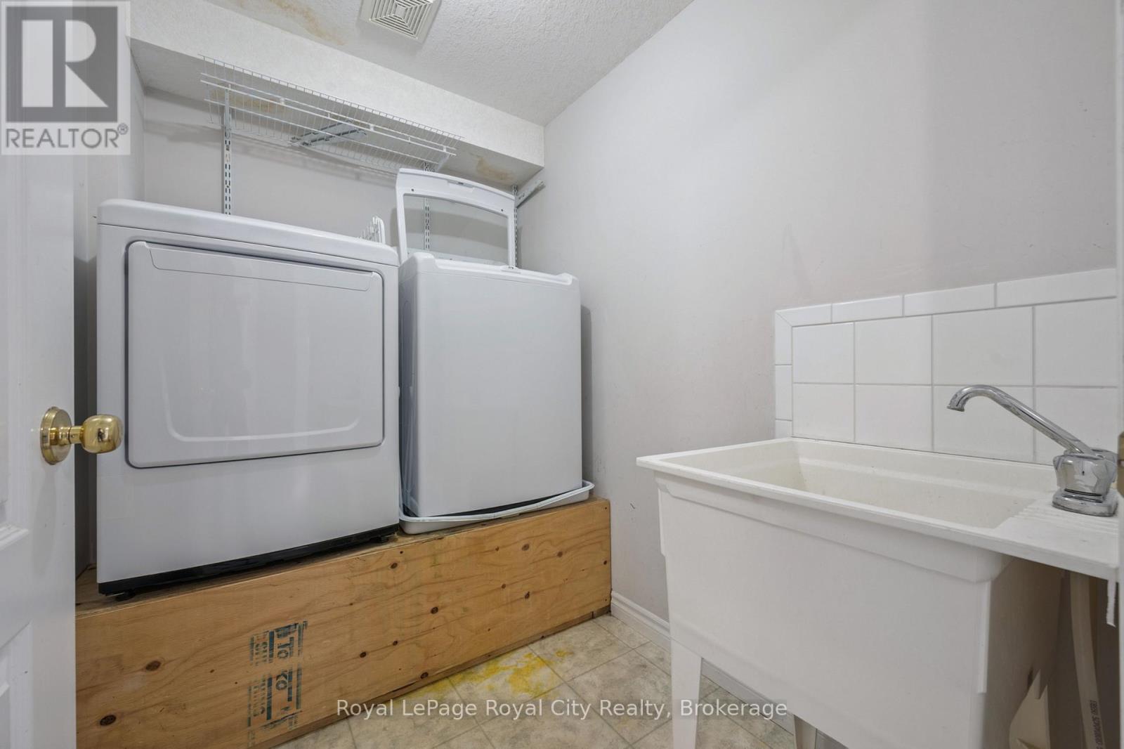 30 DARNELL ROAD - 24